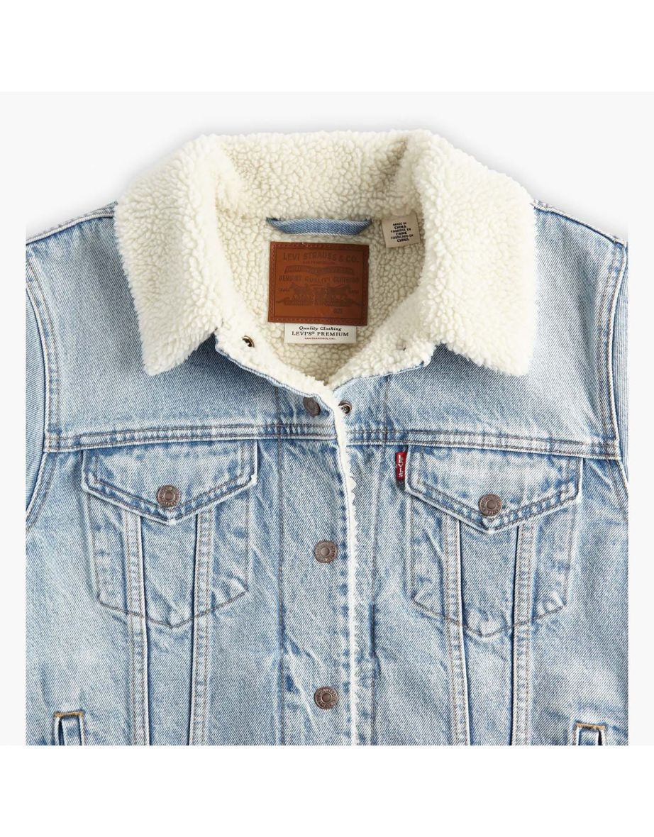 Women's Levis Original Sherpa Trucker Jacket in Blue - 5