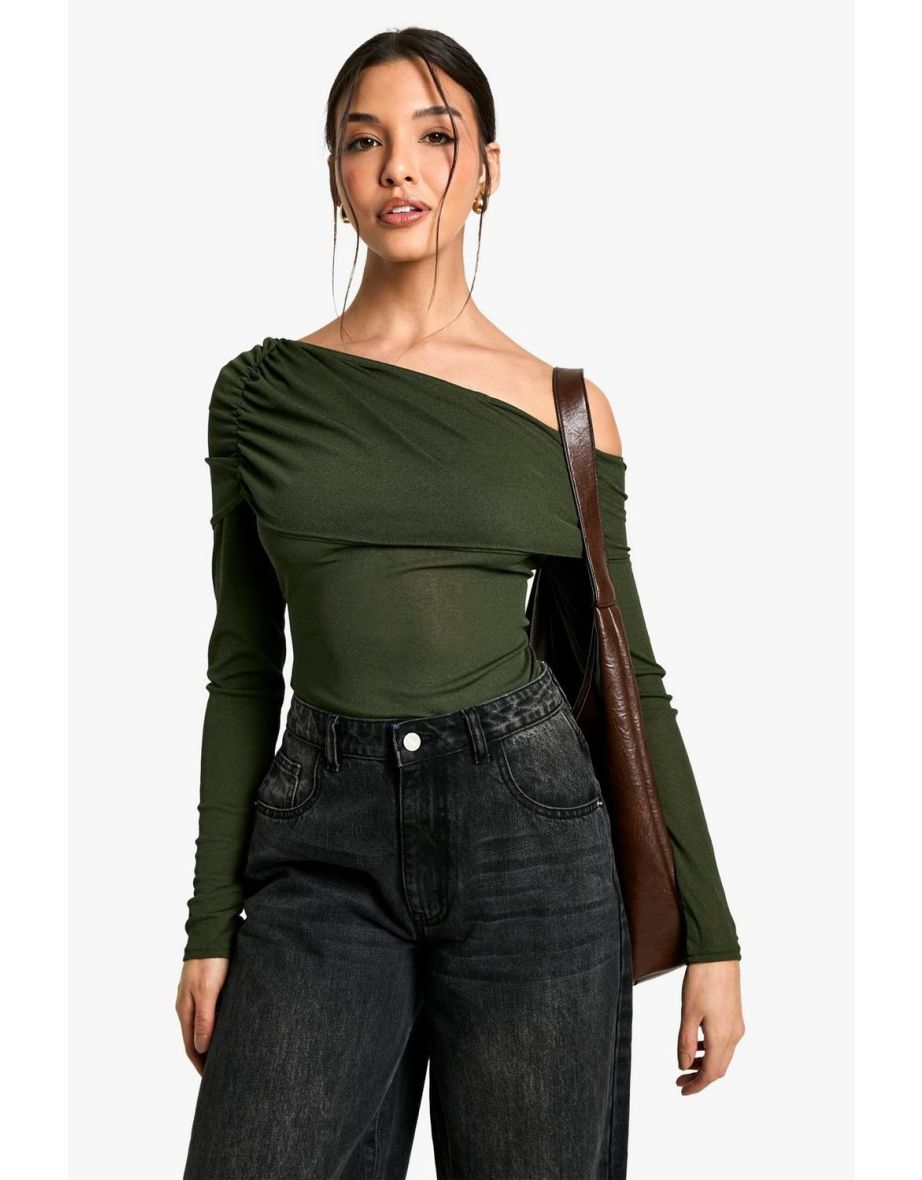 Textured mesh off shoulder top