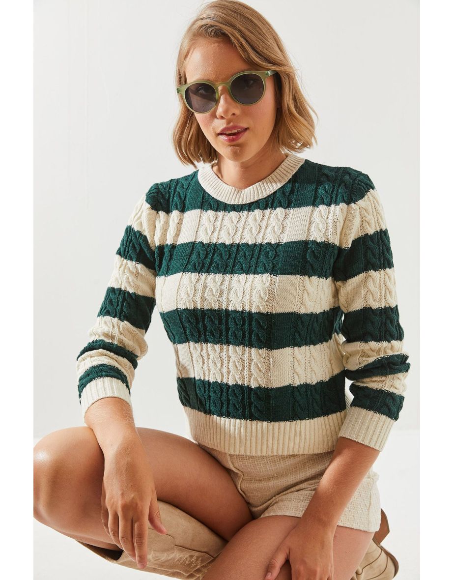 Women's Striped Crew Neck Sweater - 5