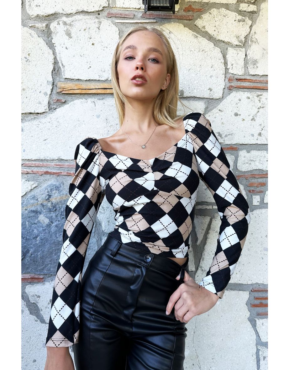 Women's Beige Black Princess Sleeve Kiss Collar Crop Blouse