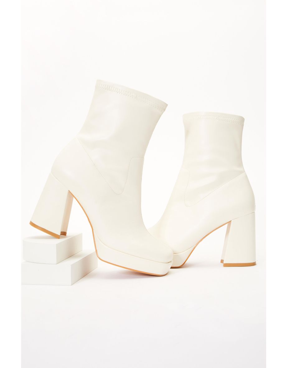 Quiz block heel ankle boots hotsell