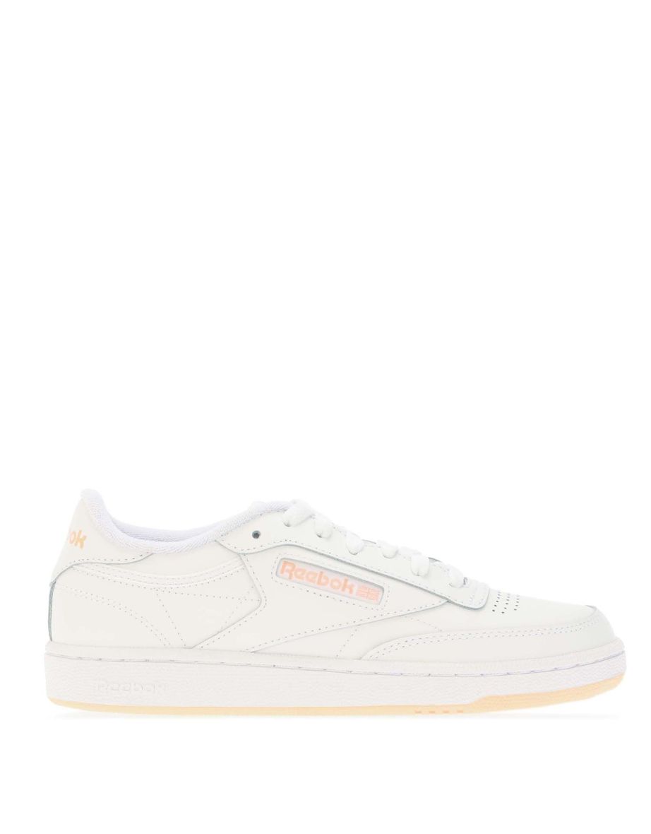 Shop Women s Reebok Classics Classic Club C 85 Trainers in White Online in Iraq VogaCloset