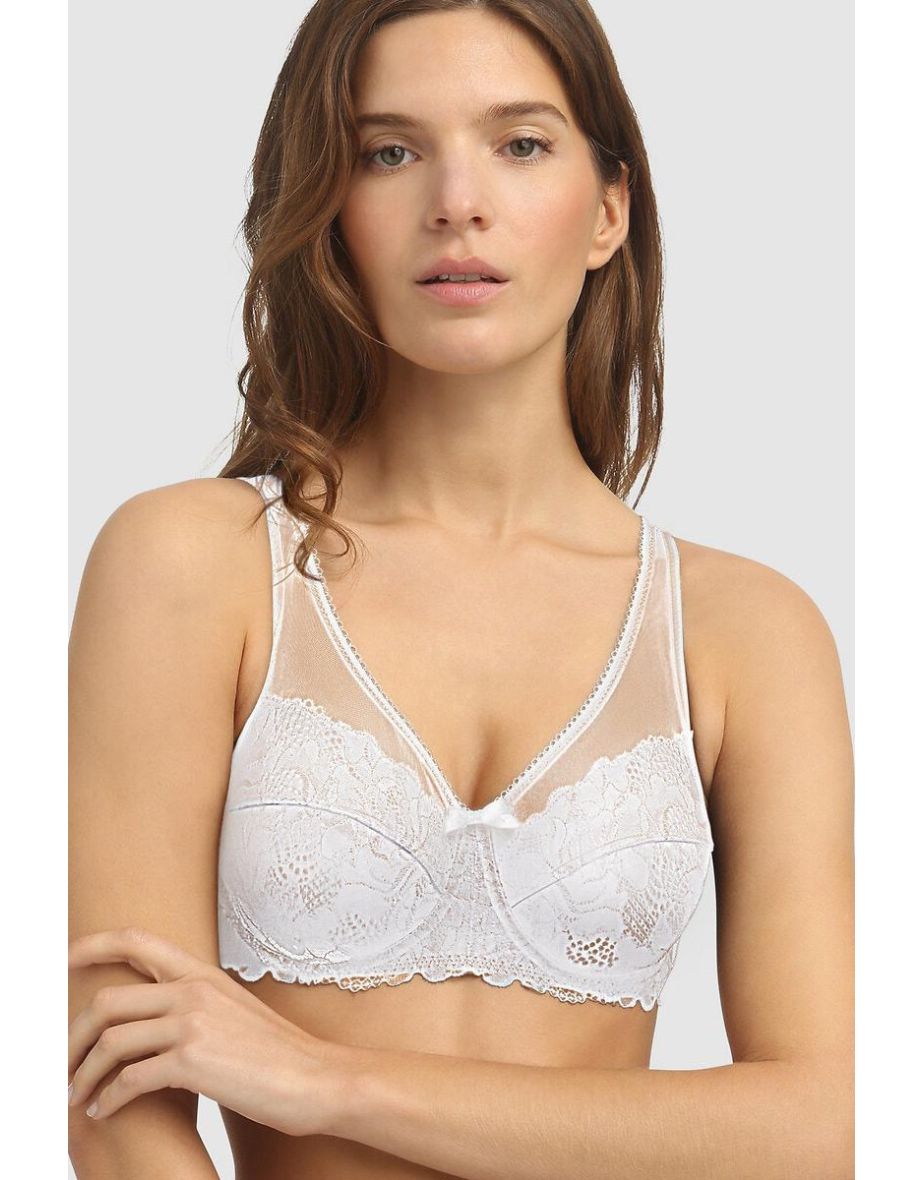Generous Lace Full Cup Bra