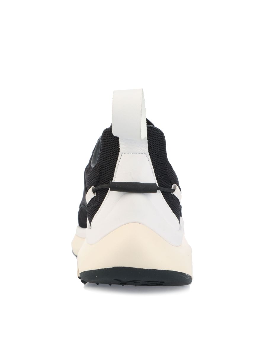 Men's Y-3 Shiku Run Trainers in Black - 5