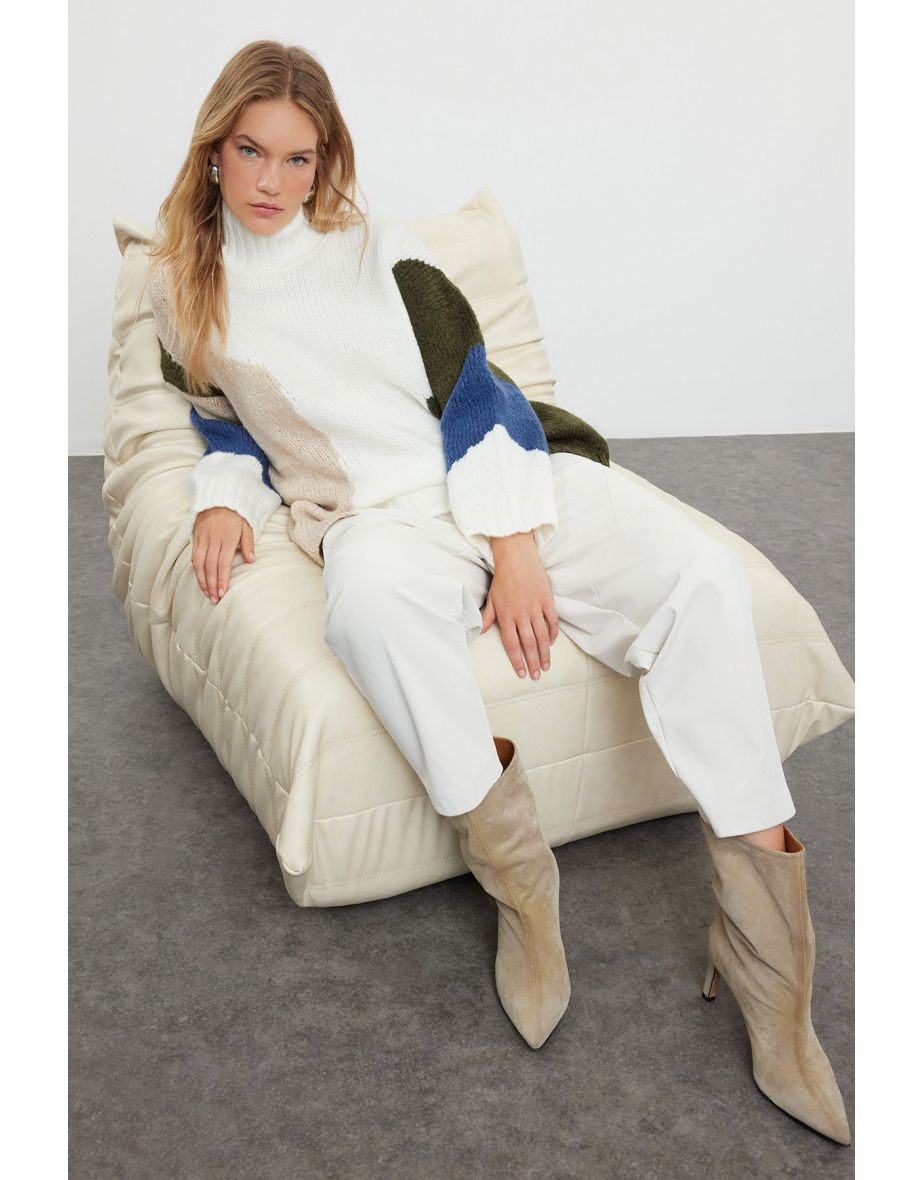 Ecru Soft Textured Color Block Wide Fit Knitwear Sweater