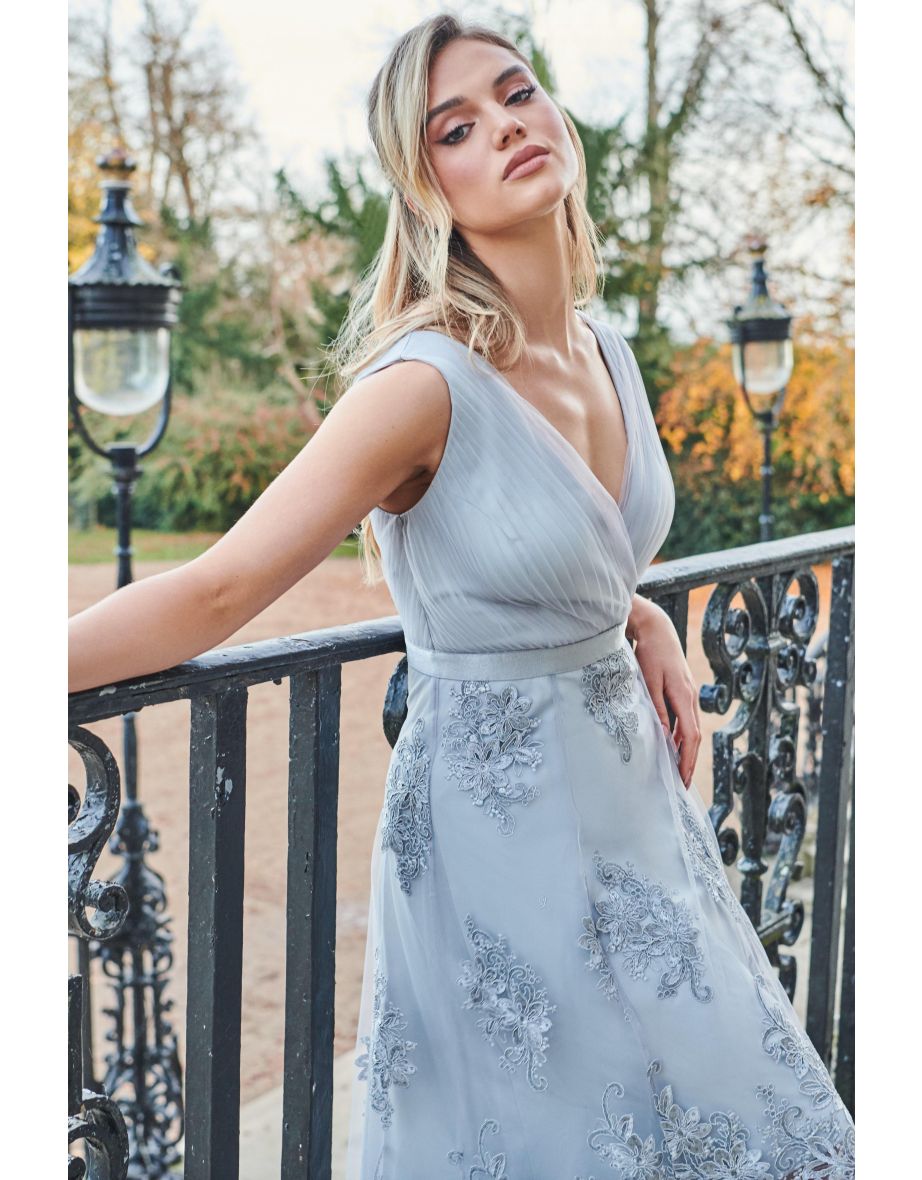 Quiz grey bridesmaid dress best sale