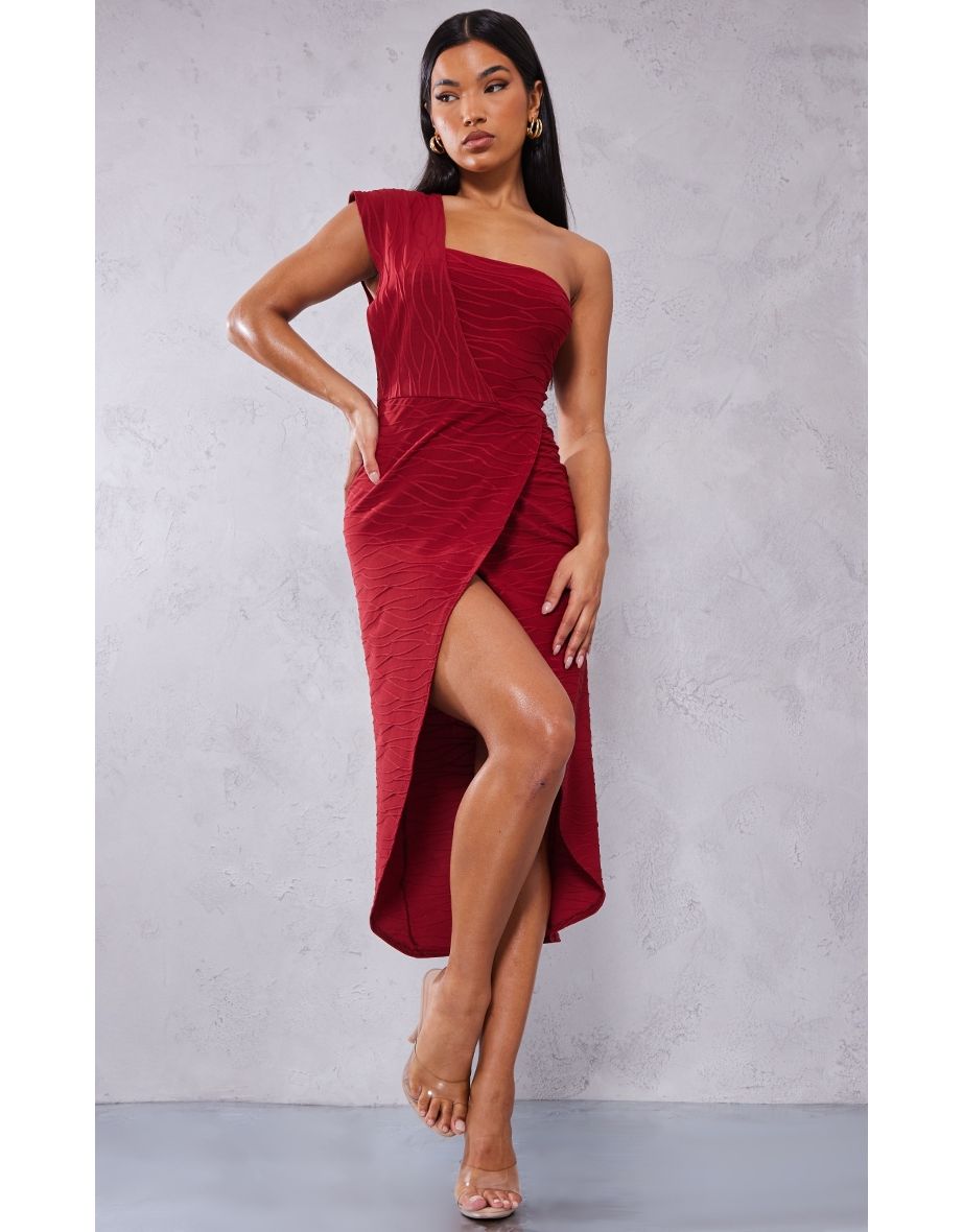 Buy Dresses Prettylittlething in Bahrain VogaCloset