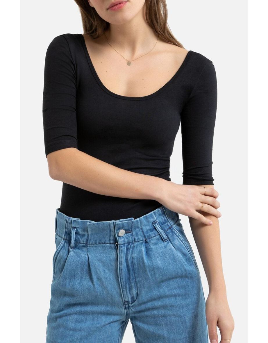 Basic Cotton T-Shirt with Scoop Neck and 3/4 Length Sleeves