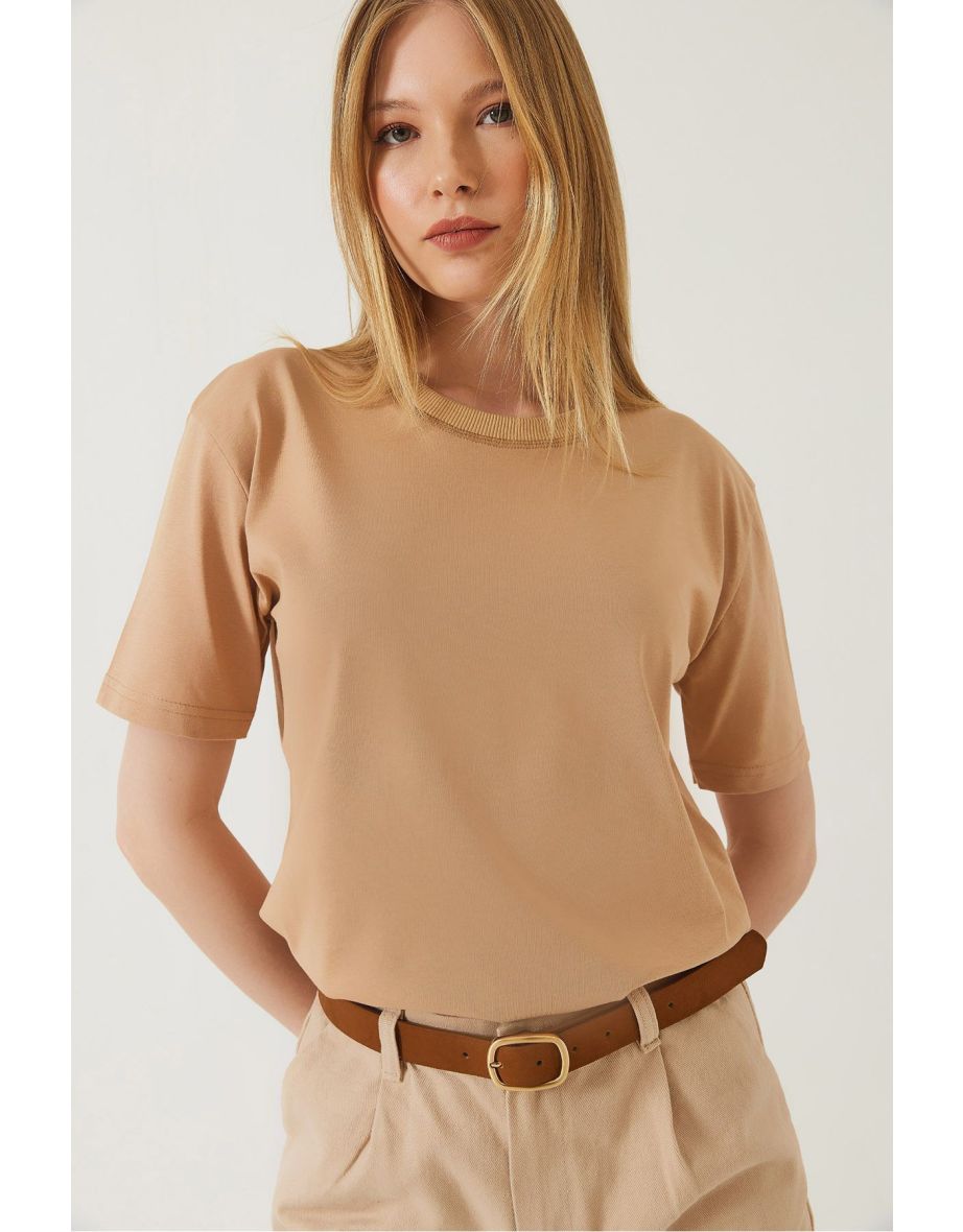 Women's Decorative Stitched Crew Neck T-shirt