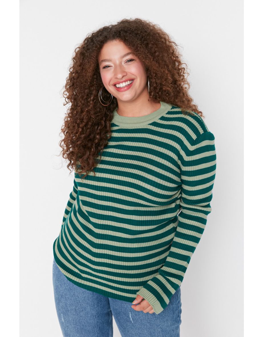 Plus Size Sweater - Green - Regular fit