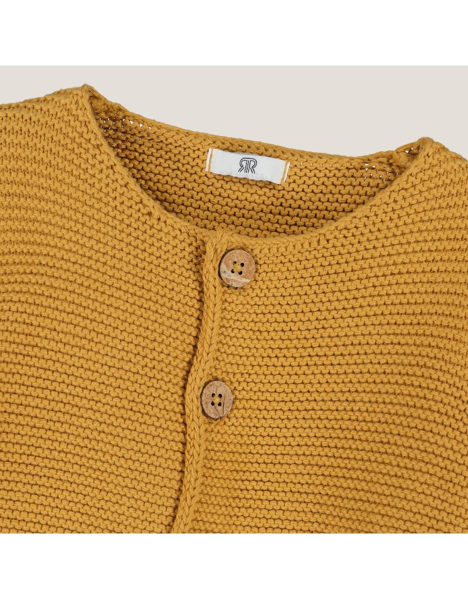 Knitted Buttoned Cardigan - 4