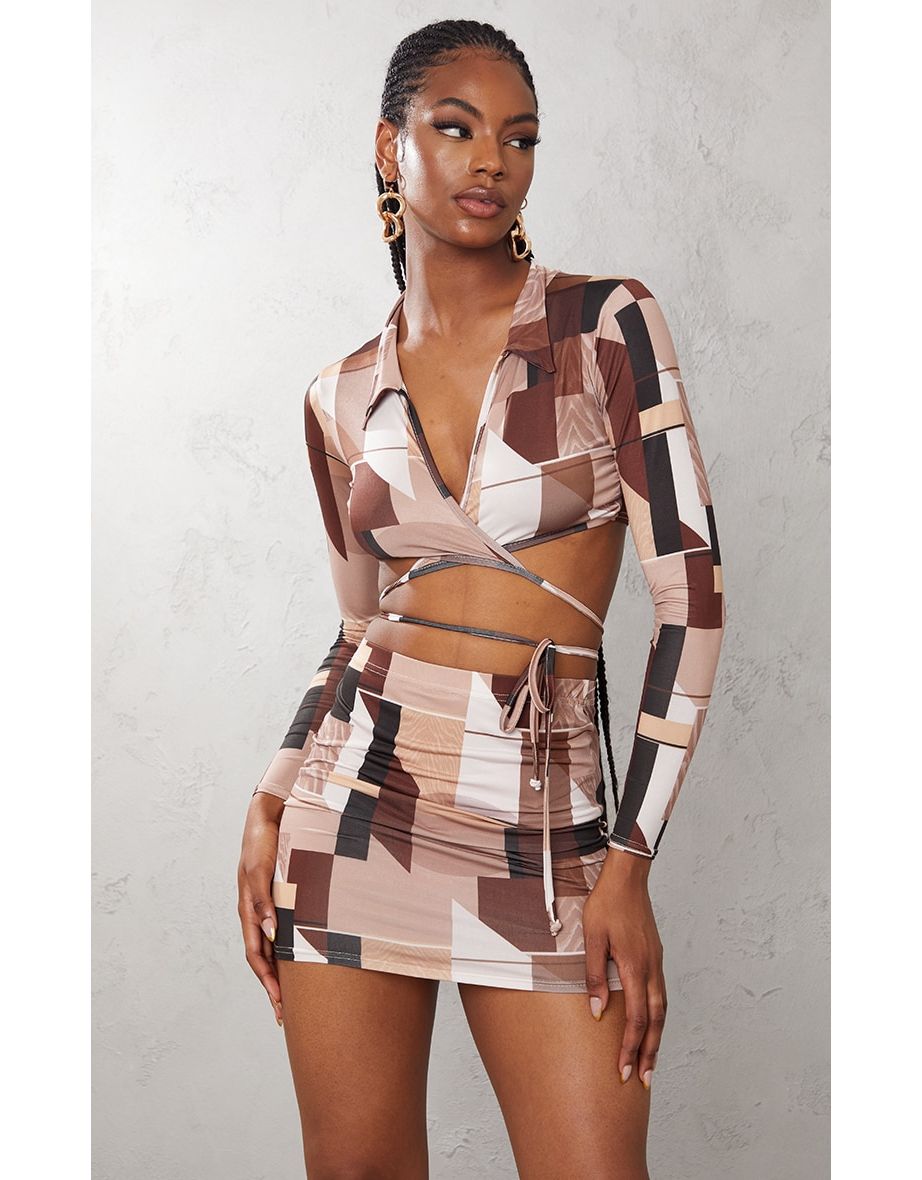 Brown Abstract Slinky Cut Out Plunge Front Long Sleeve Crop Top