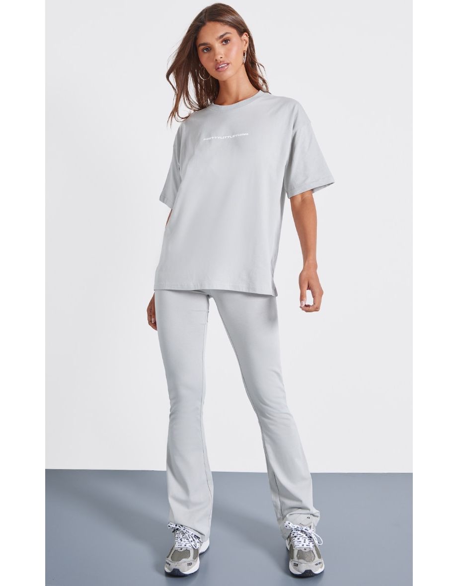 PRETTYLITTLETHING Pale Grey Printed Oversized T-shirt