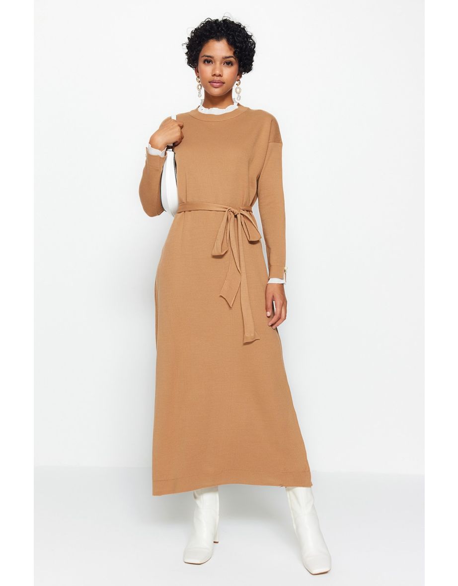 Shop Brown Column Maxi Shift Dress with Long Sleeves Online in Bahrain VogaCloset