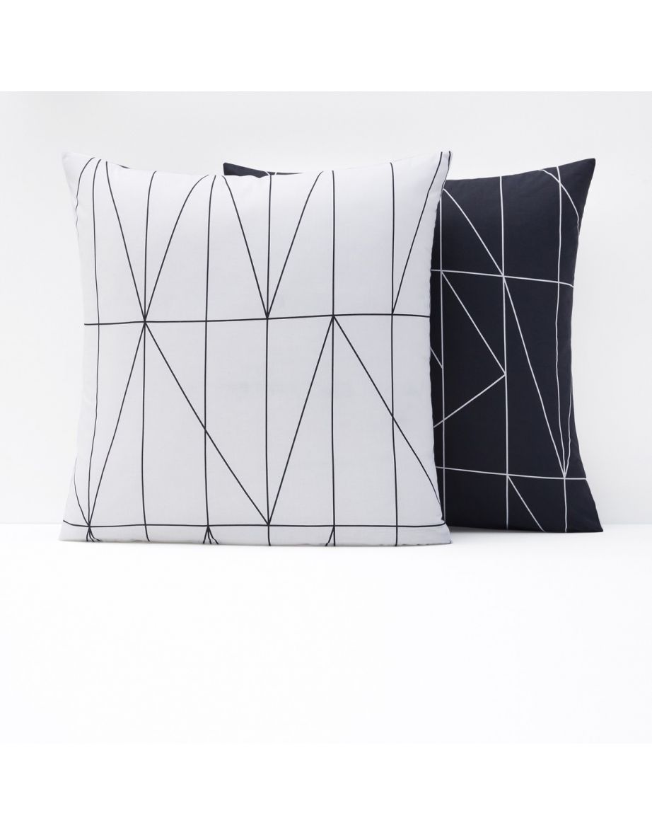 Shapes Patterned Pillowcase
