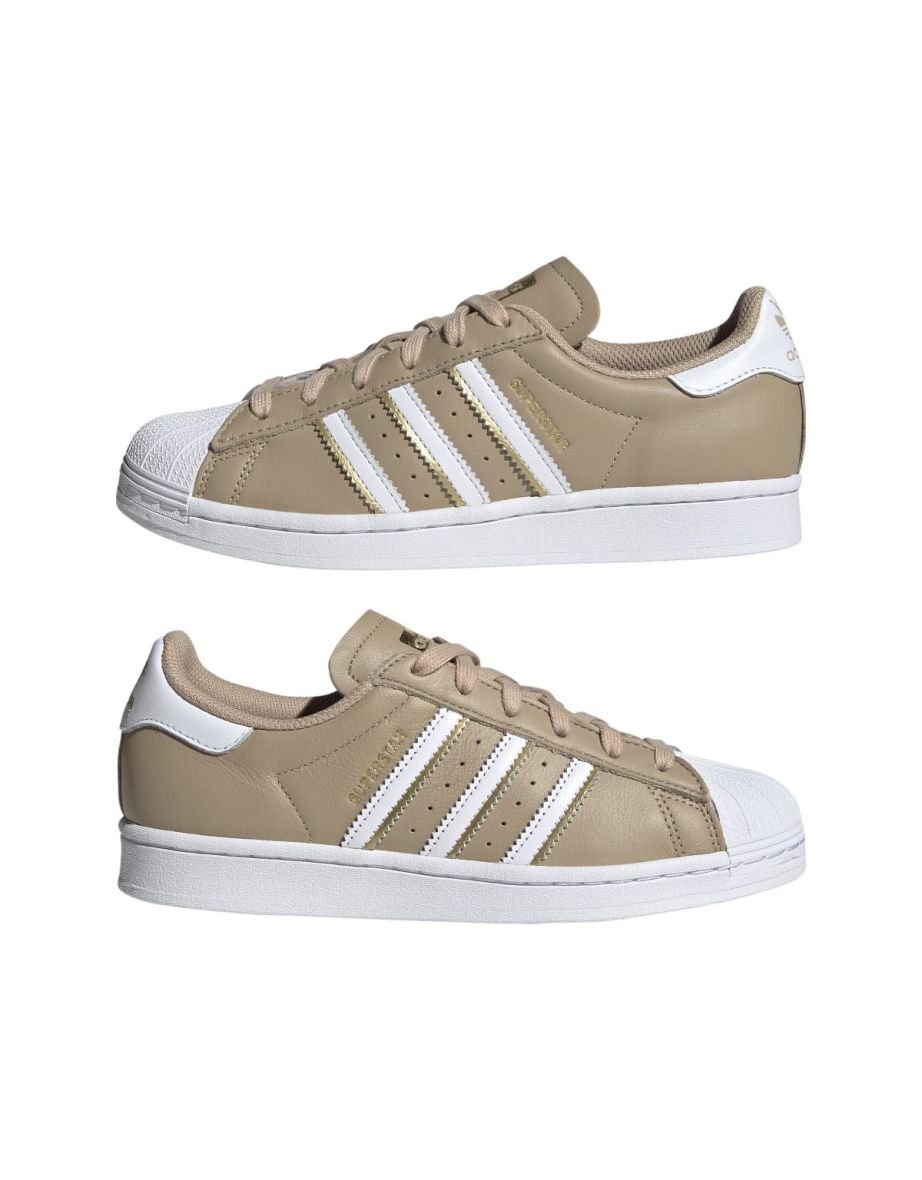 Women's adidas Originals Superstar Trainers in Cream - 9