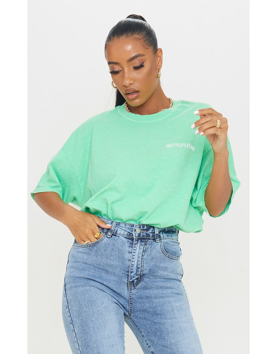 PRETTYLITTLETHING Green Block Text Washed T Shirt