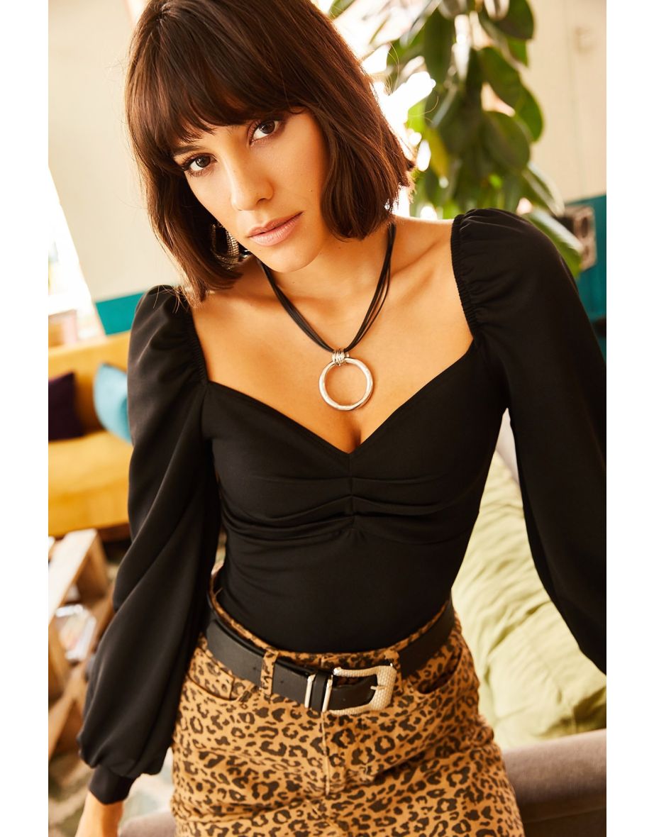 Blouse - Black - Fitted