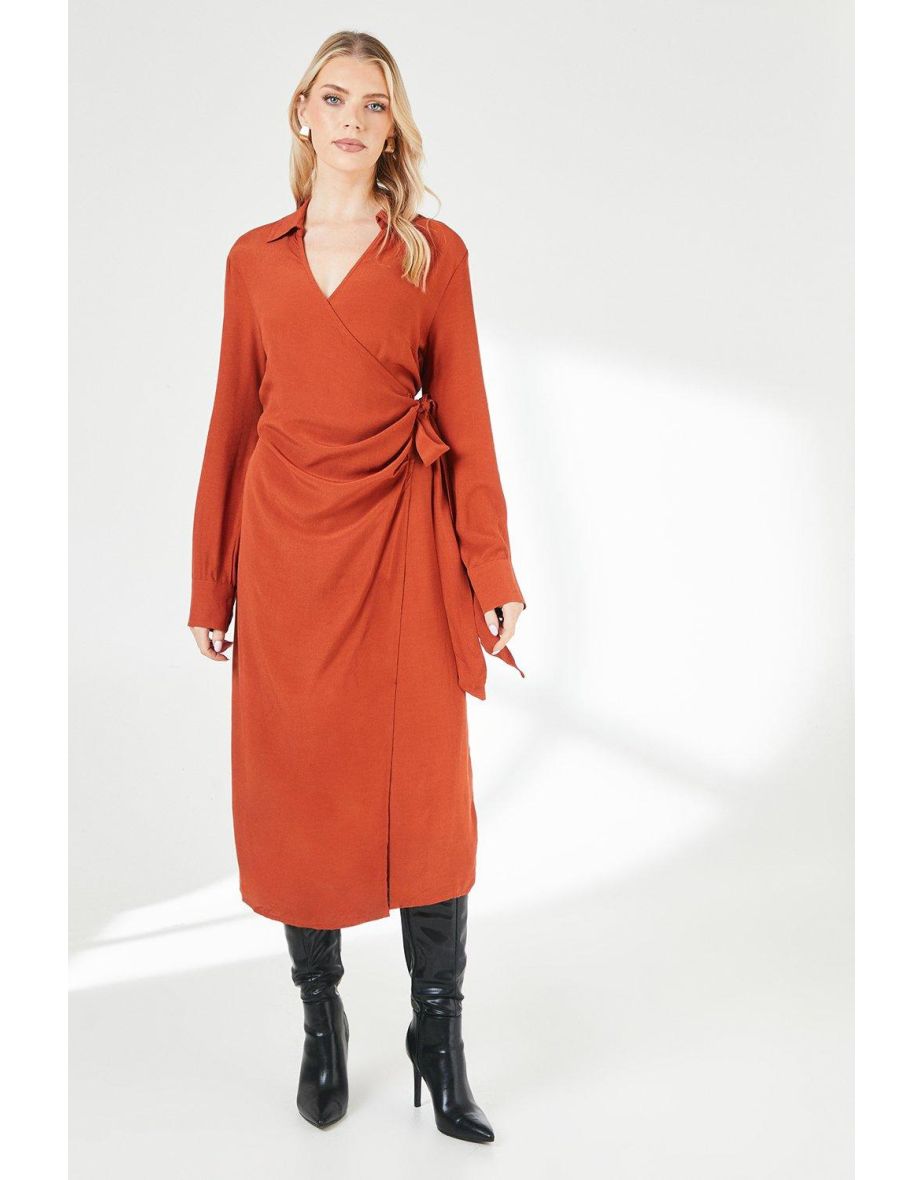 Shop Belt Detail Collared Wrap Dress rust Online in Qatar VogaCloset