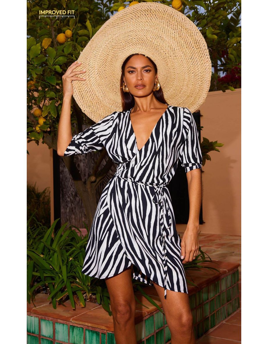 Shop Marley Mini Dress In Monochrome Zebra Online in Bahrain VogaCloset