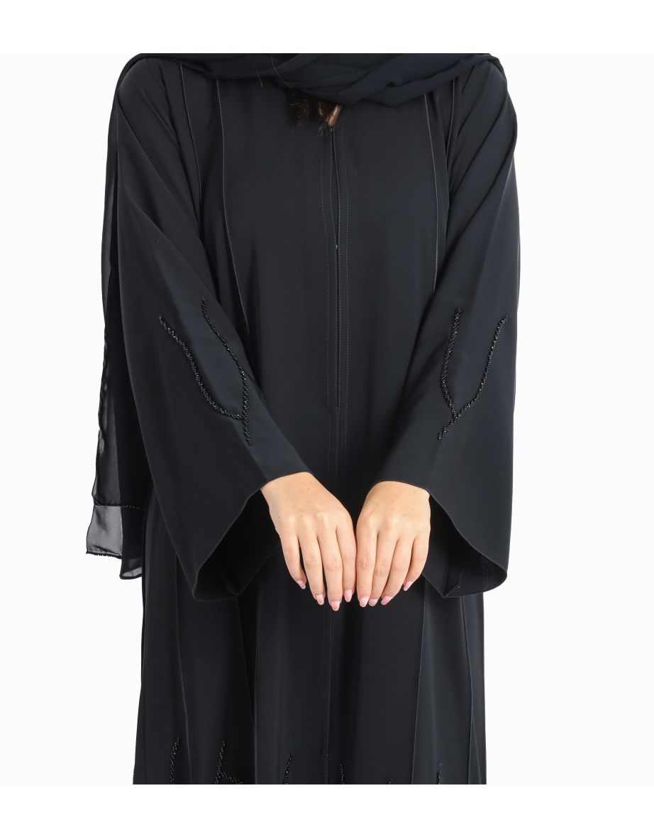 Luxury Crystal Handwork Emirati Abaya - 3