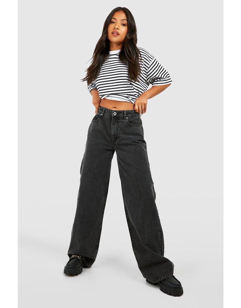 Shop Petite Basics High Waisted Super Wide Leg Jeans washed black Online in Qatar VogaCloset