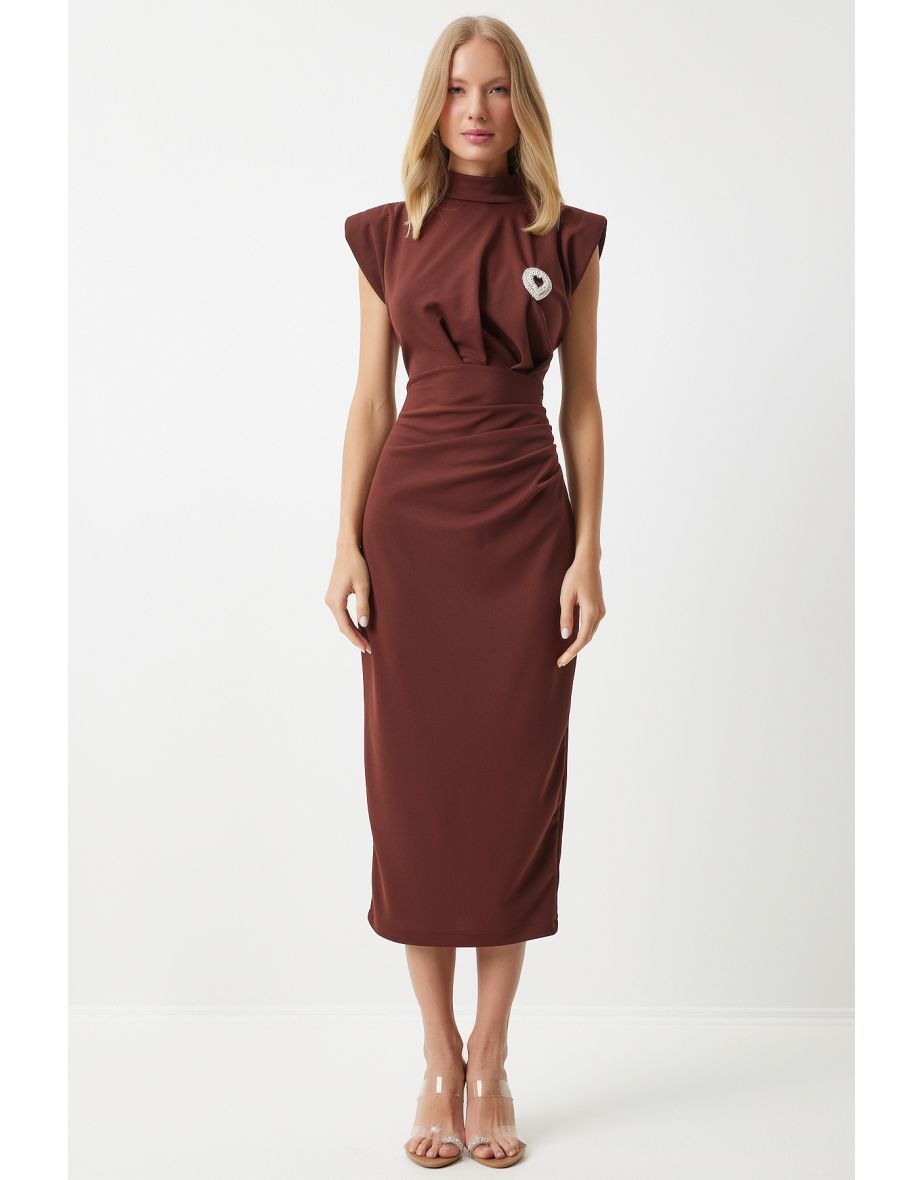Women's Brown Stylish Brooch Gathered Saran Knitted Dress