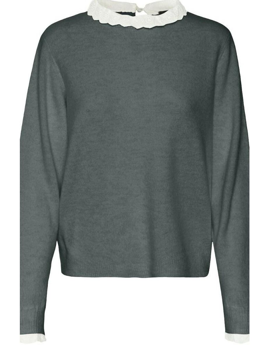 Fine Knit Jumper/Sweater with Broderie Anglaise Collar