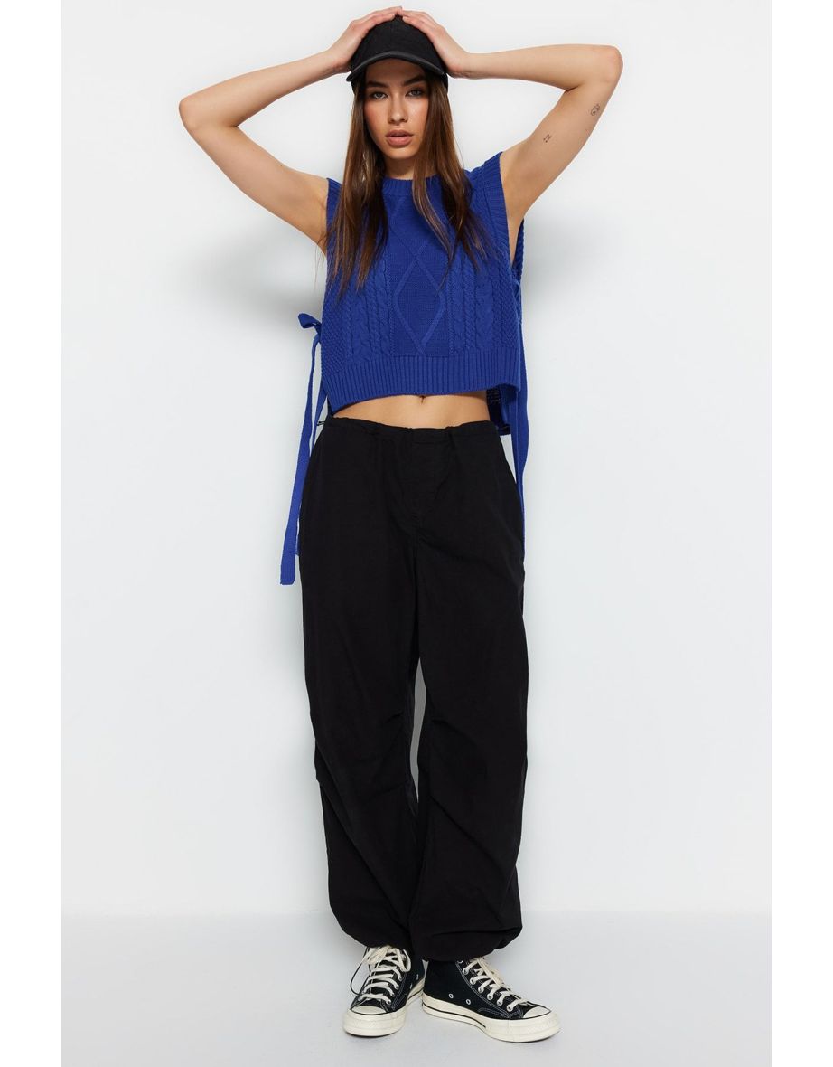 Saks Crop Knitwear Sweater