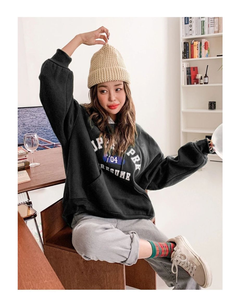 Women's Black Suppose Printed Oversize Sweatshirt