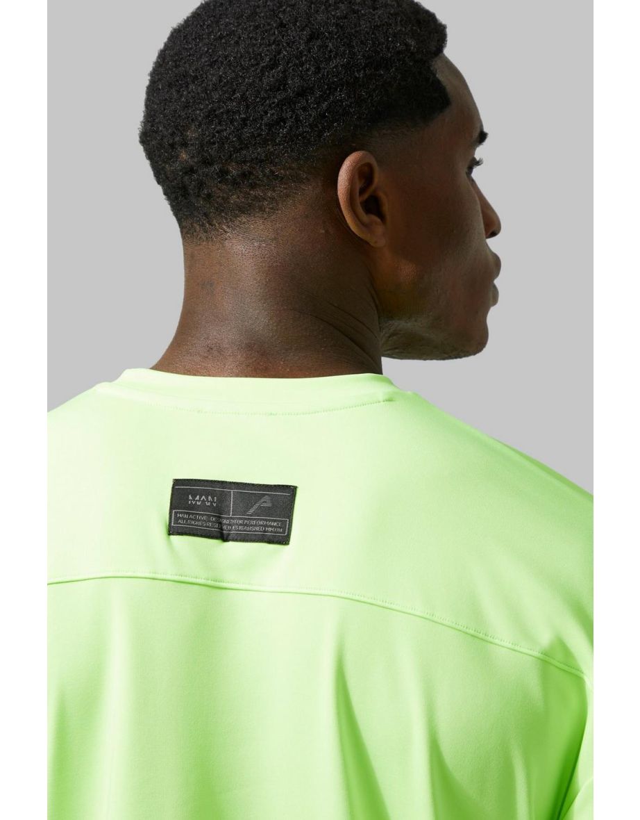 Man Active Gym Oversized Performance T-shirt - neon - 2
