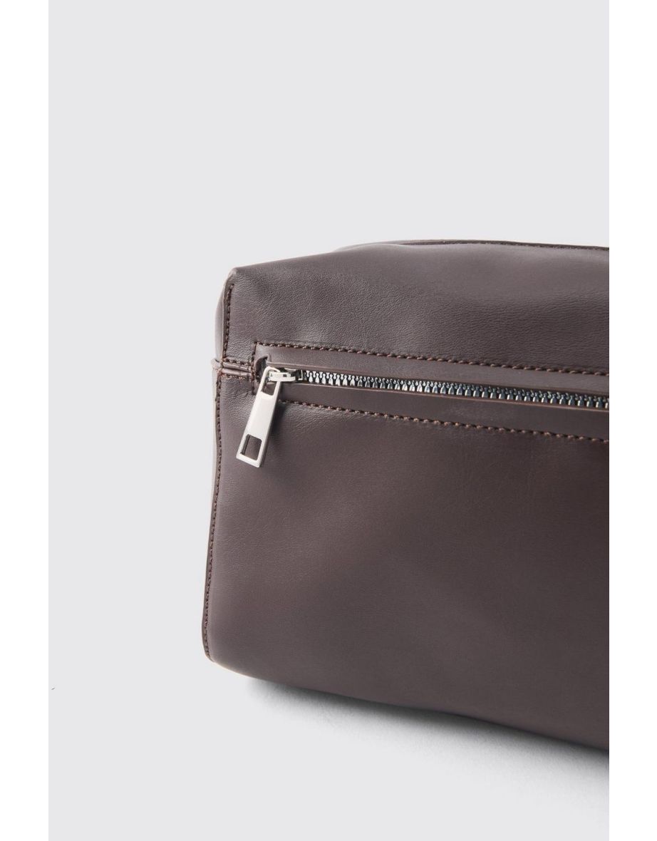 Faux Leather Wash Bag - brown - 2