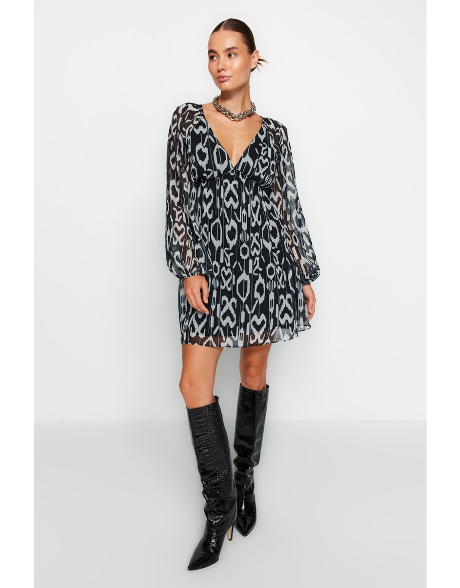 Black Chiffon A-Line Mini Skater Dress with Long Sleeve
