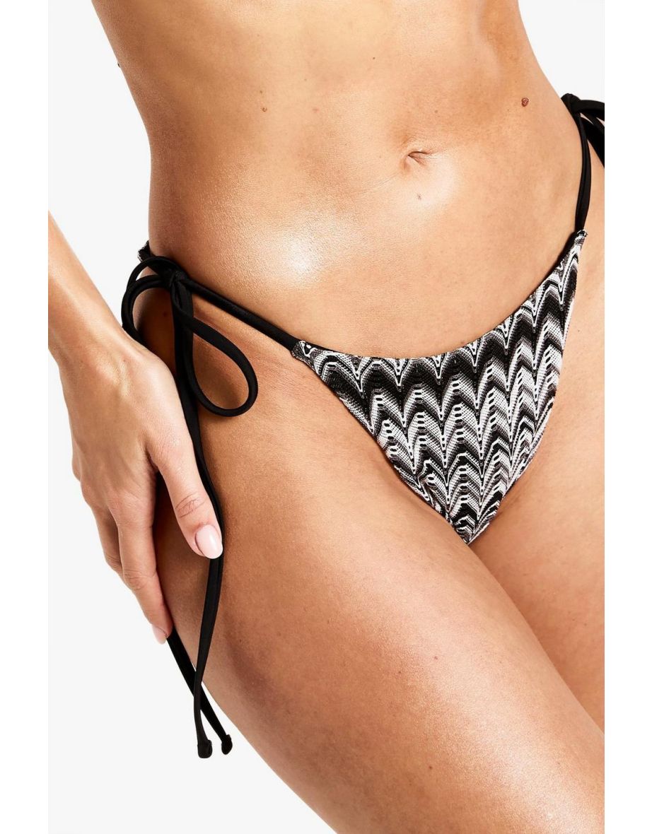 Knitted Zig Zag Tie Side Bikini Bottoms - black - 3