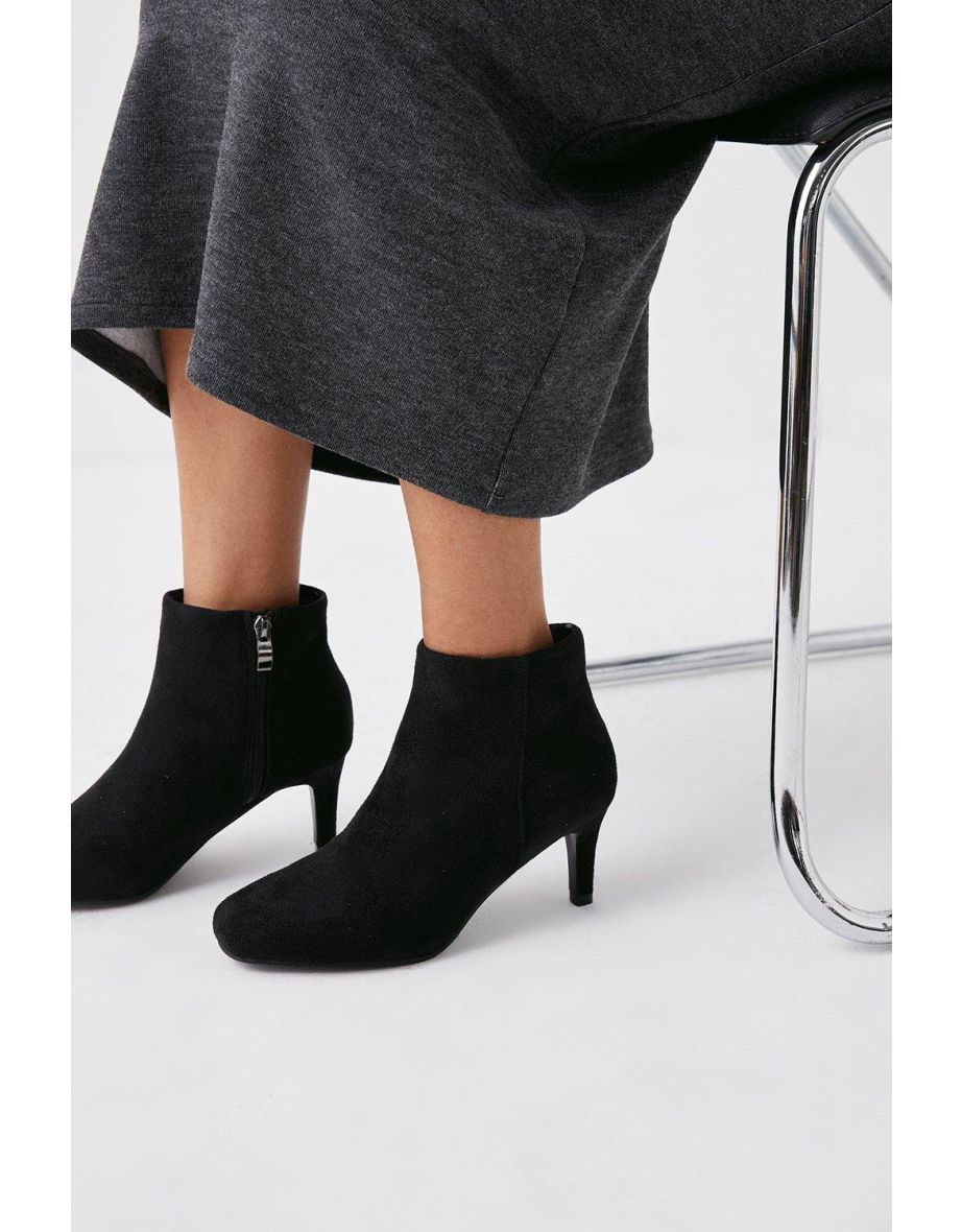 Andi chelsea outlet boot