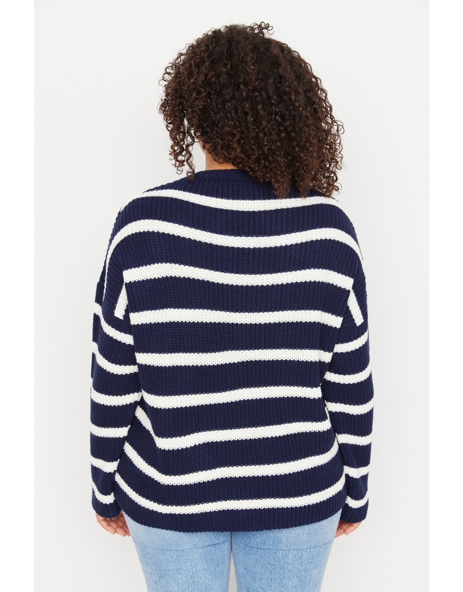 Plus Size Sweater - Navy blue - Relaxed fit - 7
