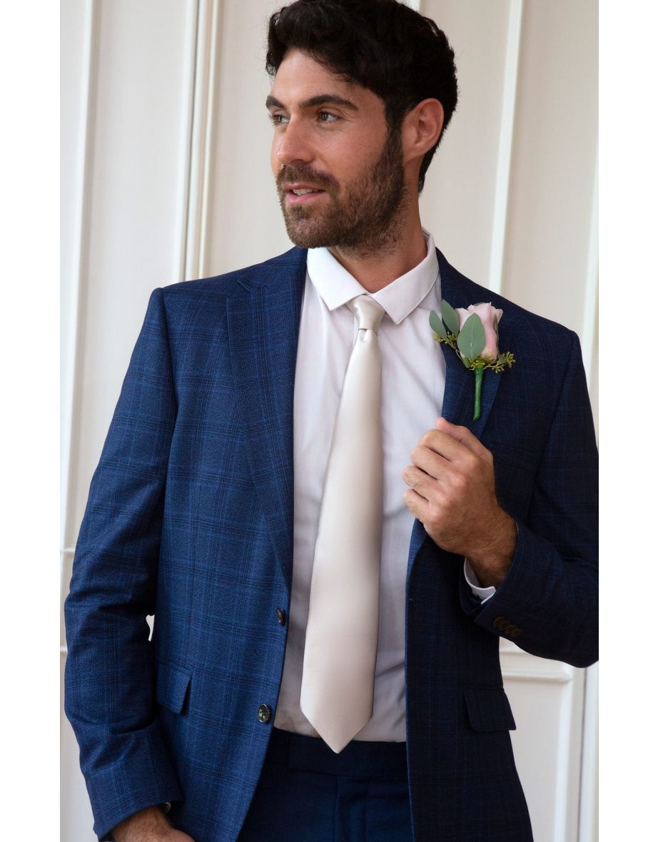 Wedding Tie by Alie Street