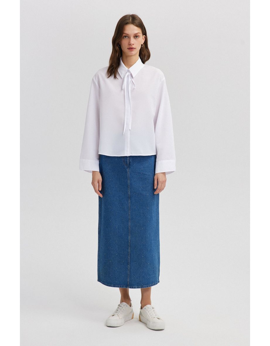 SHIRT WITH DETACHABLE COLLAR