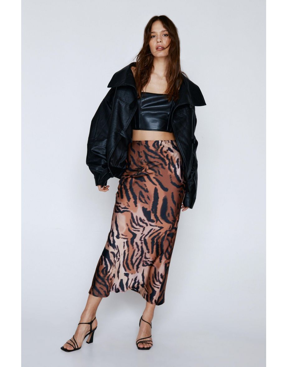 Animal print 2024 maxi skirt petite