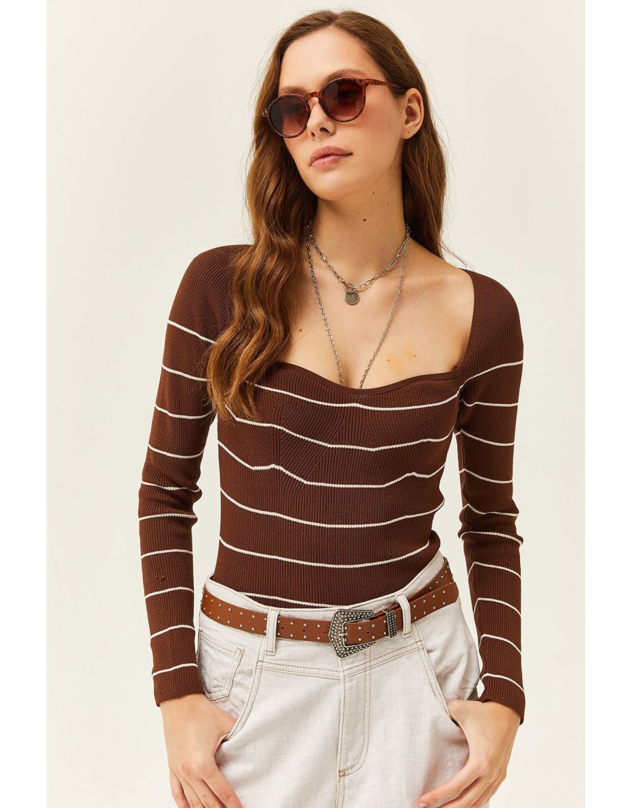 Women's Striped Bitter Brown Kissed Collar Crop Knitwear Blouse