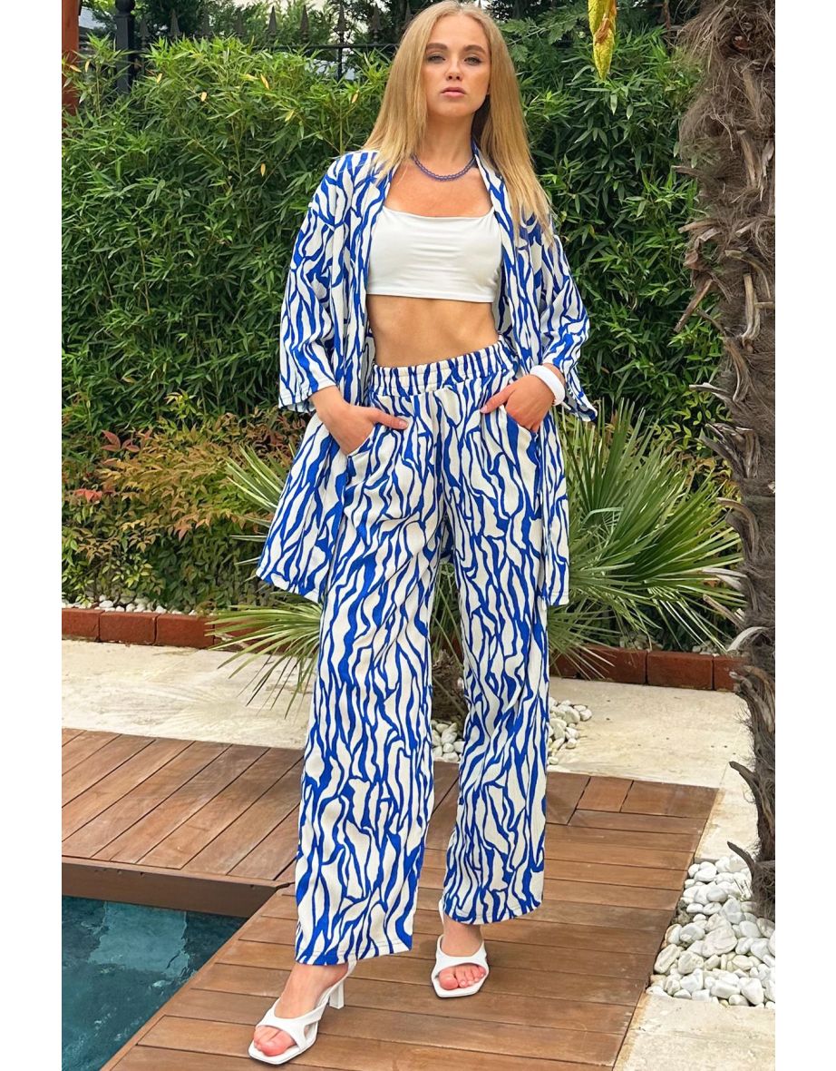 Women's Saks Patterned Kimono Set