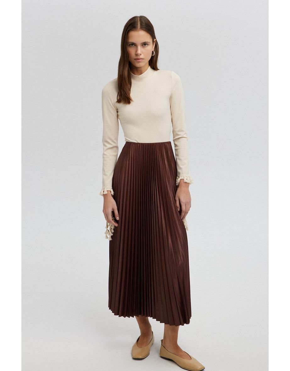 PLEATED SKIRT