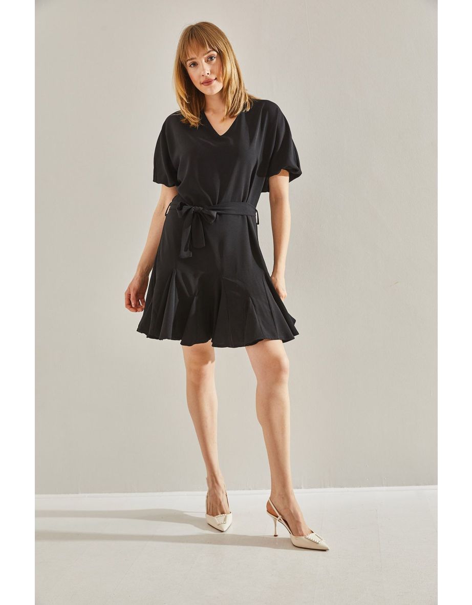 Women's Black Ruffle Detailed V-Neck Belted Dress - 6