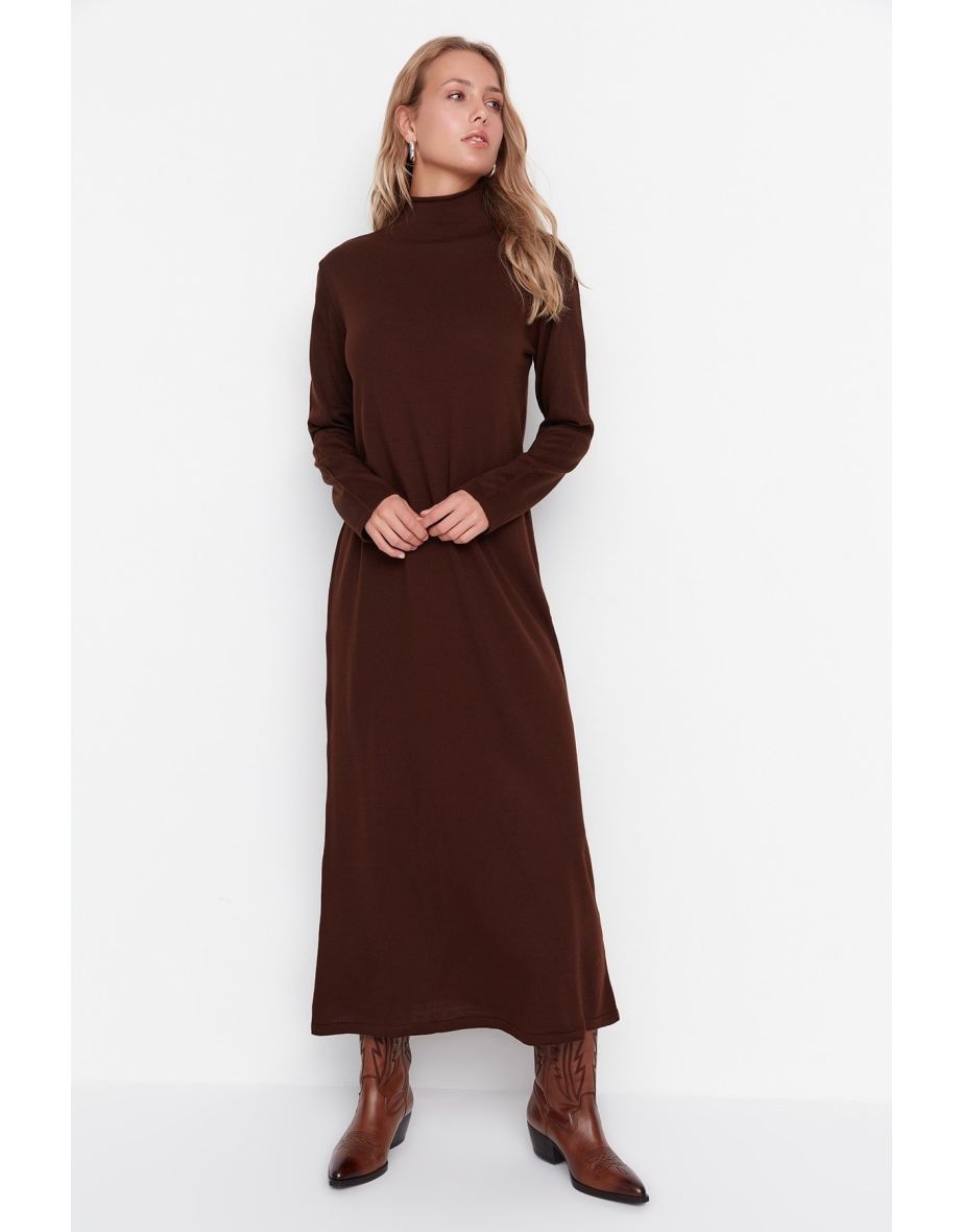Shop Brown Column Maxi Jumper Dress with Long Sleeve Online in Qatar VogaCloset