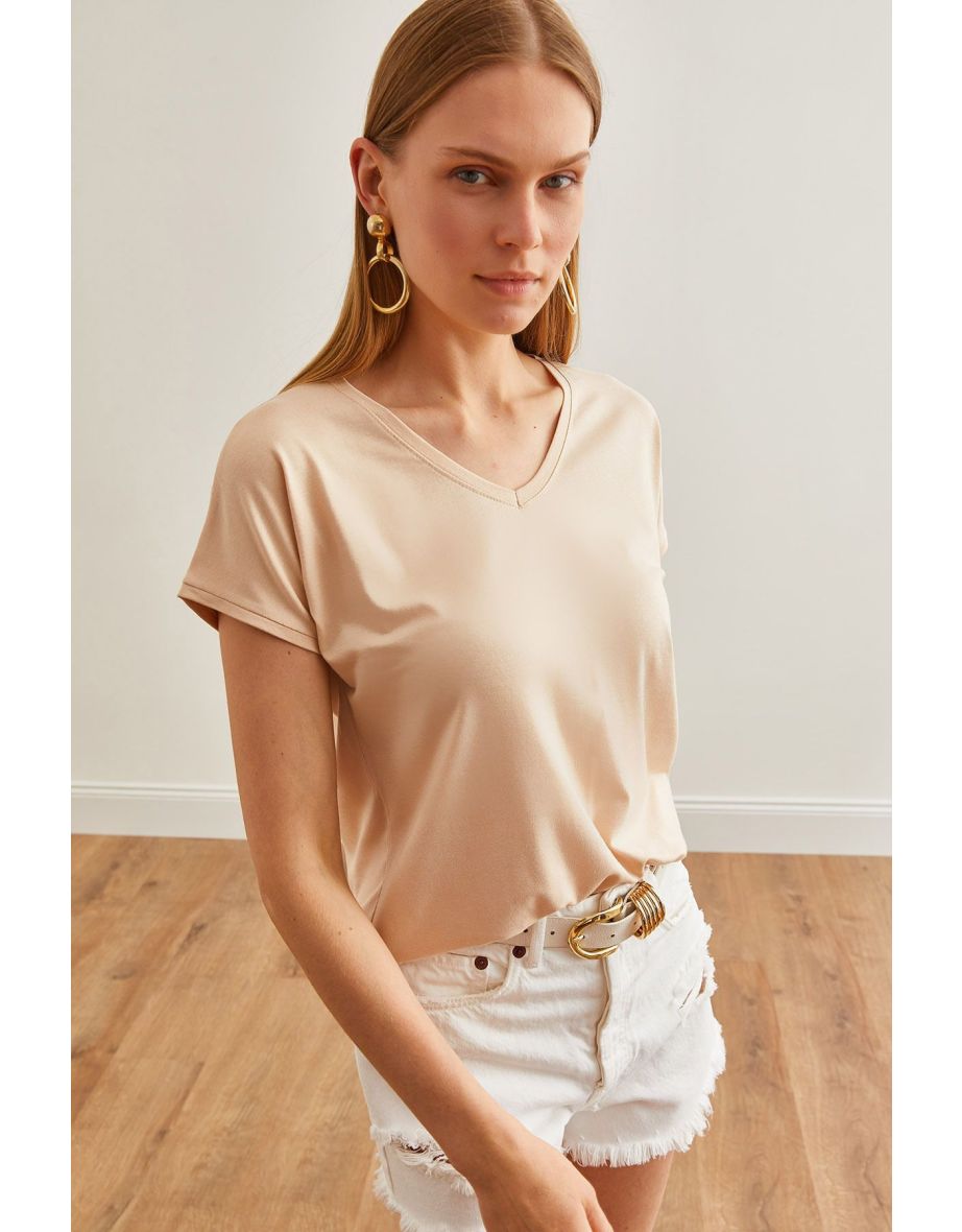 Women's Beige V-Neck Bat Knitted Viscose T-Shirt