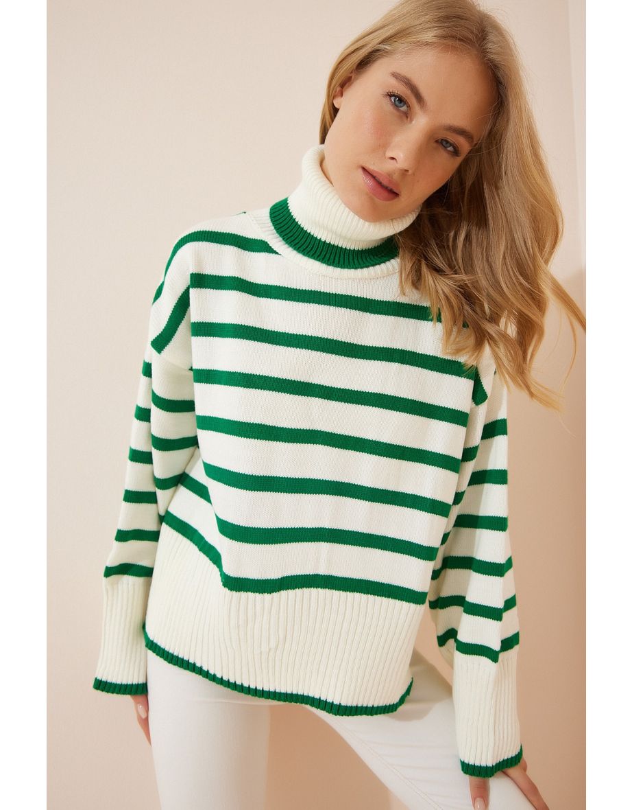 Oversized 2025 striped turtleneck