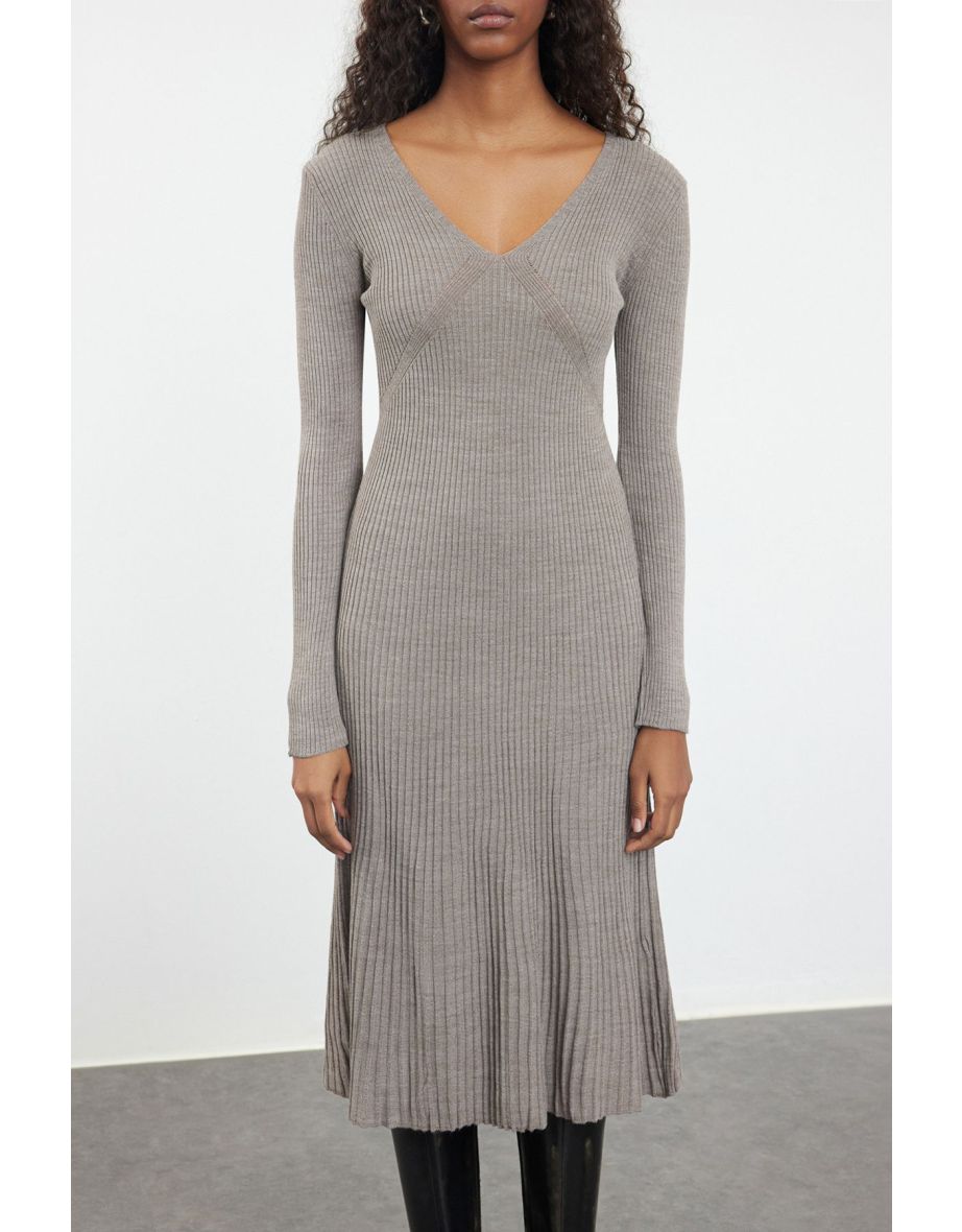 Beige Midi Knitwear Dress with Frilled Hem - 6