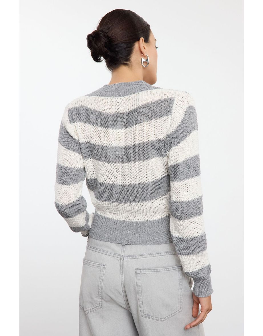 Gray Crop V Neck Striped Knit Sweater - 4