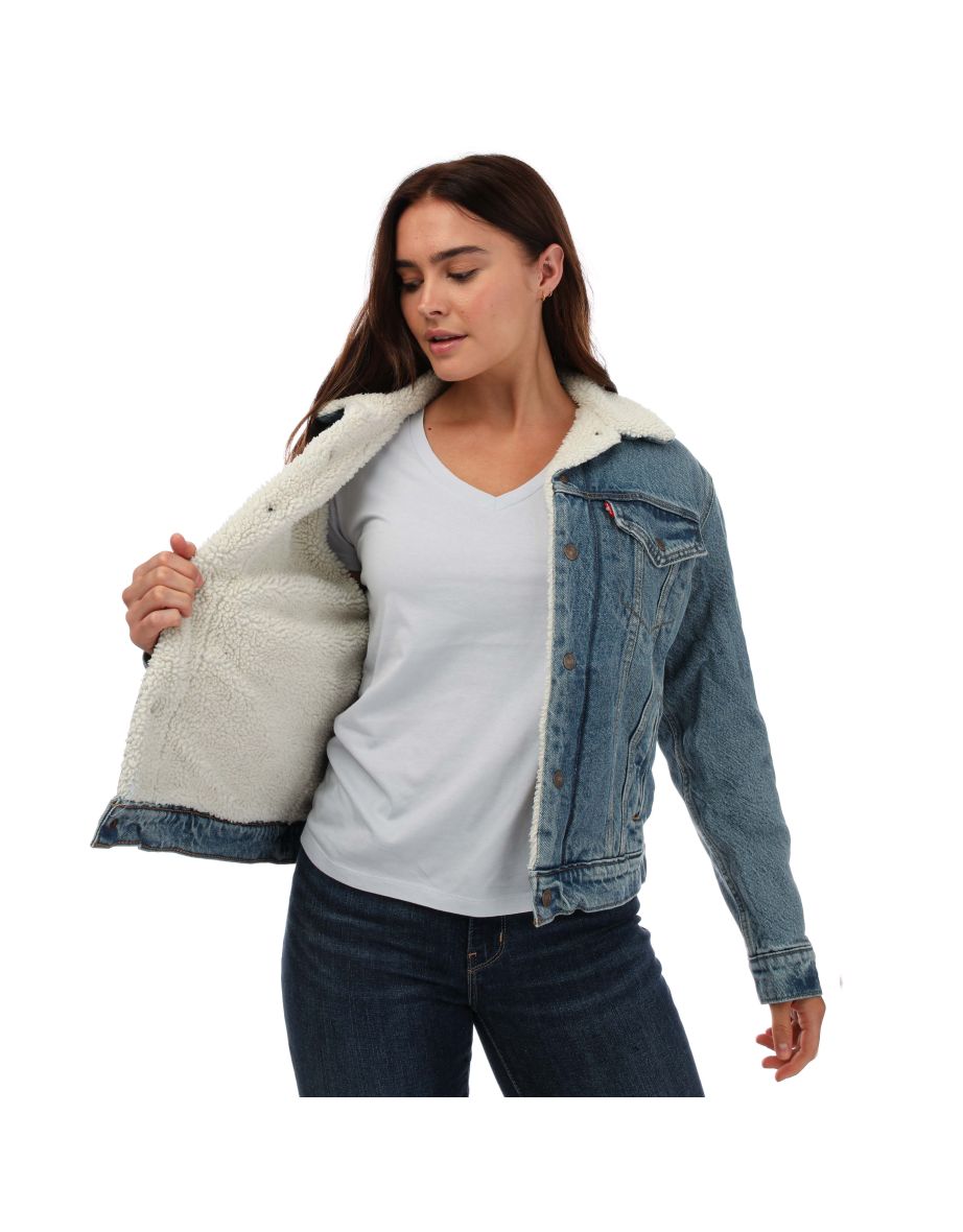 Women's Levis Ex-Boyfriend Sherpa Trucker Jacket in Blue - 3