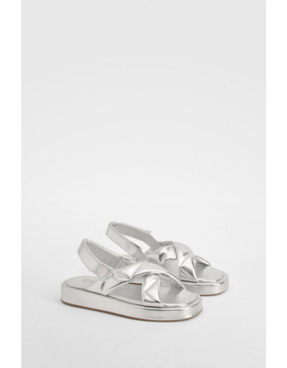 Quilted Crossover Dad Sandals